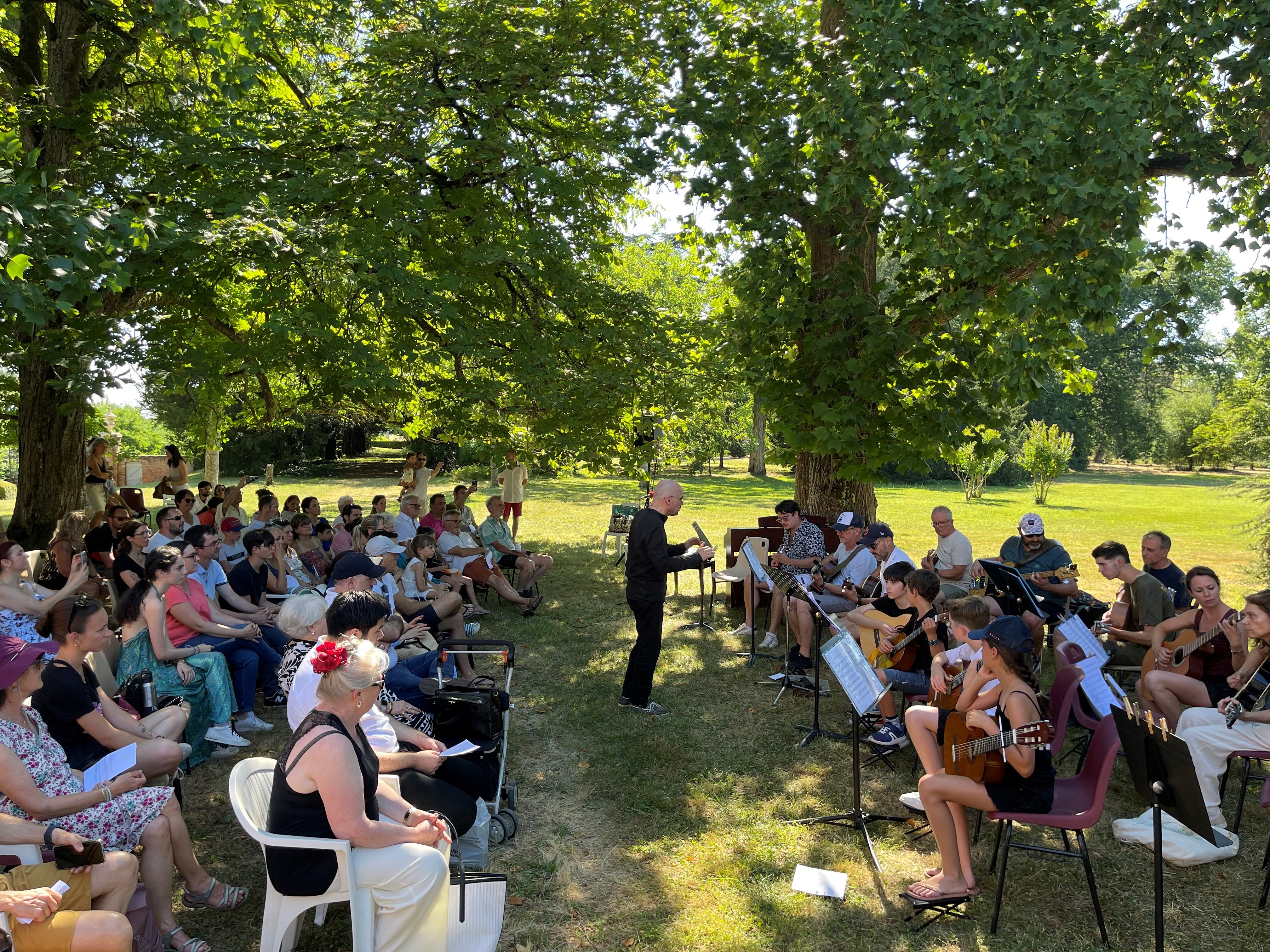 chateau ensemble guitares